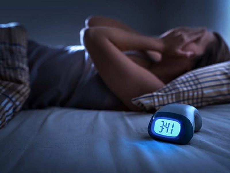 Khó ngủ, hay thức giấc giữa đêm do phòng điều hòa thiếu oxy Khó ngủ, hay thức giấc giữa đêm do phòng điều hòa thiếu oxy