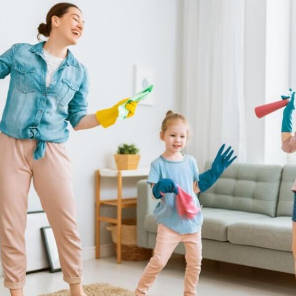 Khử mùi ẩm mốc trong phòng kín bằng cách vệ sinh nhà cửa _4