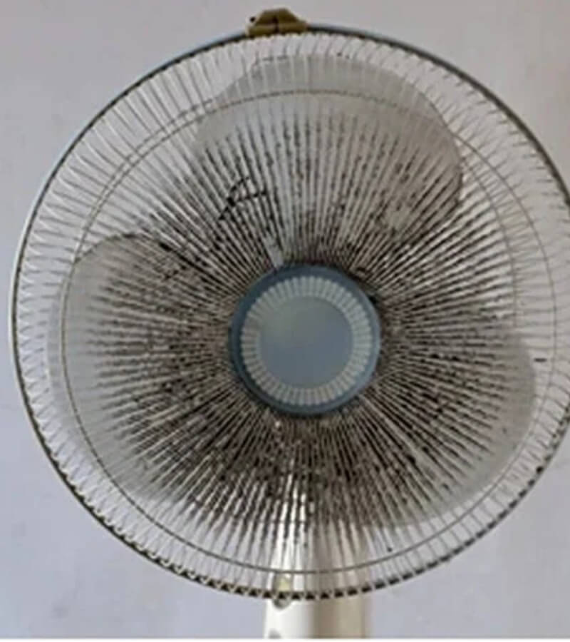 Tại sao cánh quạt điện thường hay bị bụi bám_4