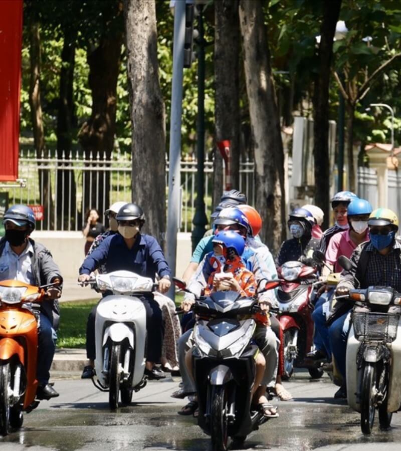 Tình trạng nắng nóng TPHCM mùa hè dạo gần đây_4