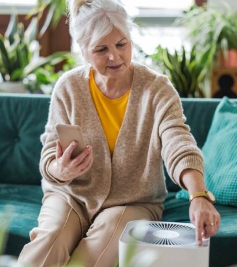 Vì sao cần sử dụng máy lọc không khí cho người cao tuổi_6