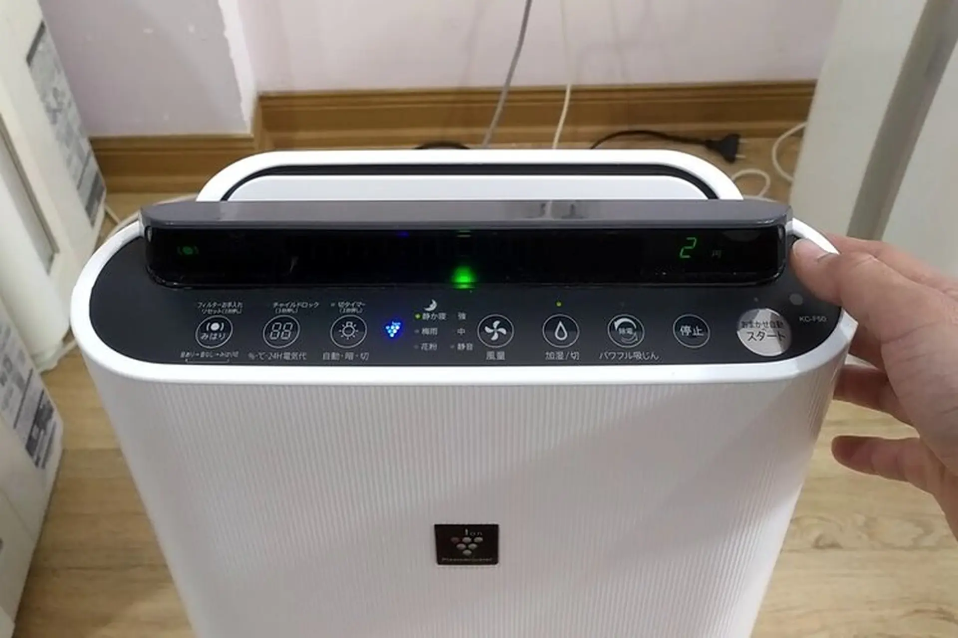 Khởi động lại và theo dõi mã lỗi